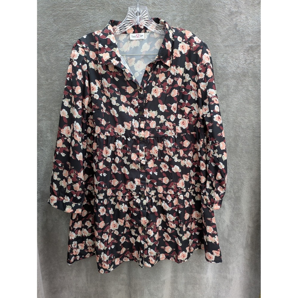 Dark Floral Top Women's XL Satin Tiered Bohemian Cottagecore Feminine Casual‎